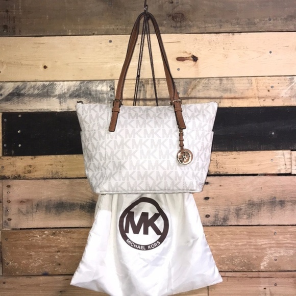 MICHAEL Michael Kors Handbags - Michael Kors MK Jet Set Tote w/ Dust Bag Vanilla